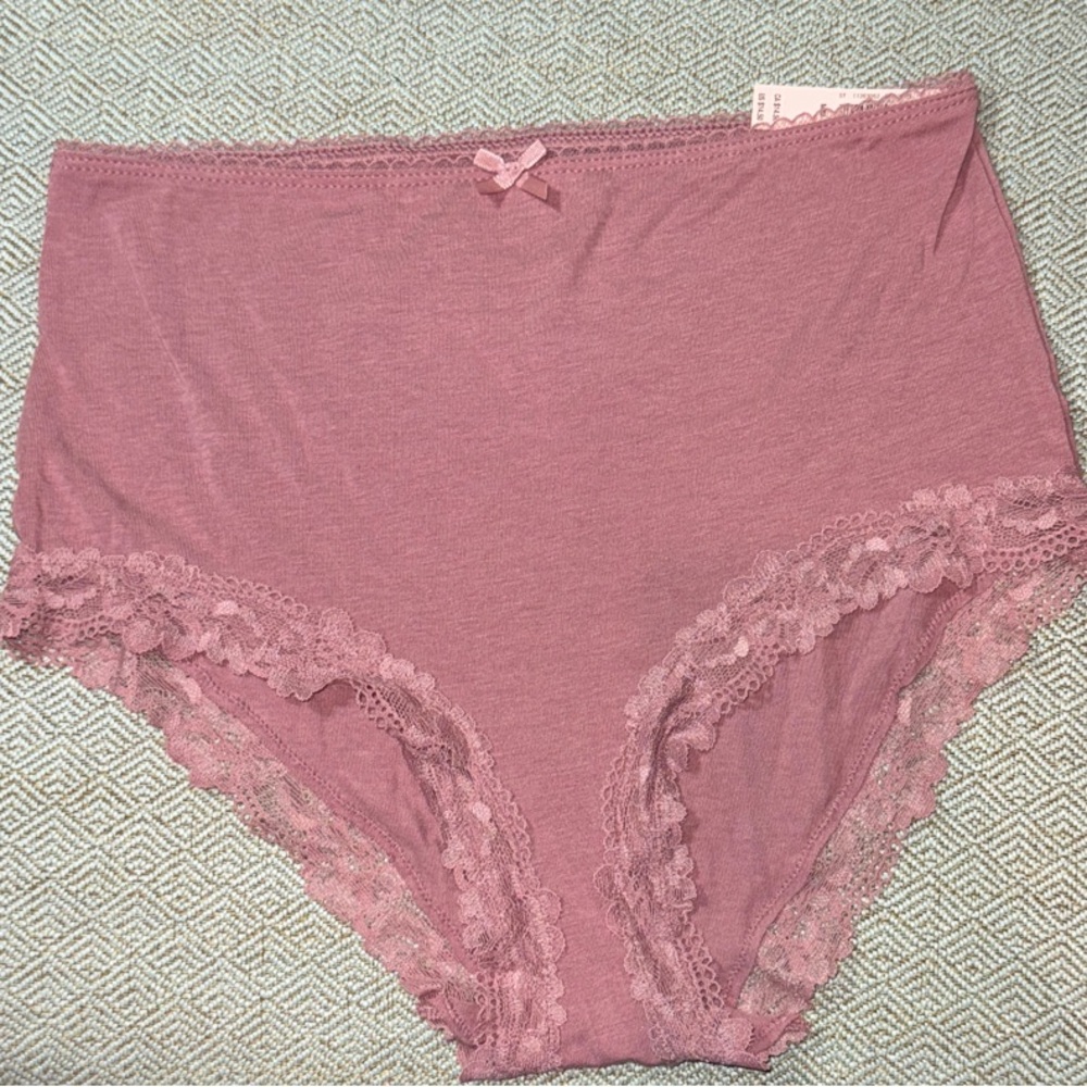 Victoria's Secret Mauve Lace High-Waisted Panties